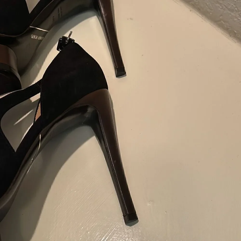 Giorgio Armani Women's 40.5 Black Suede Ankle Strap Cutout Pump Heels Evening